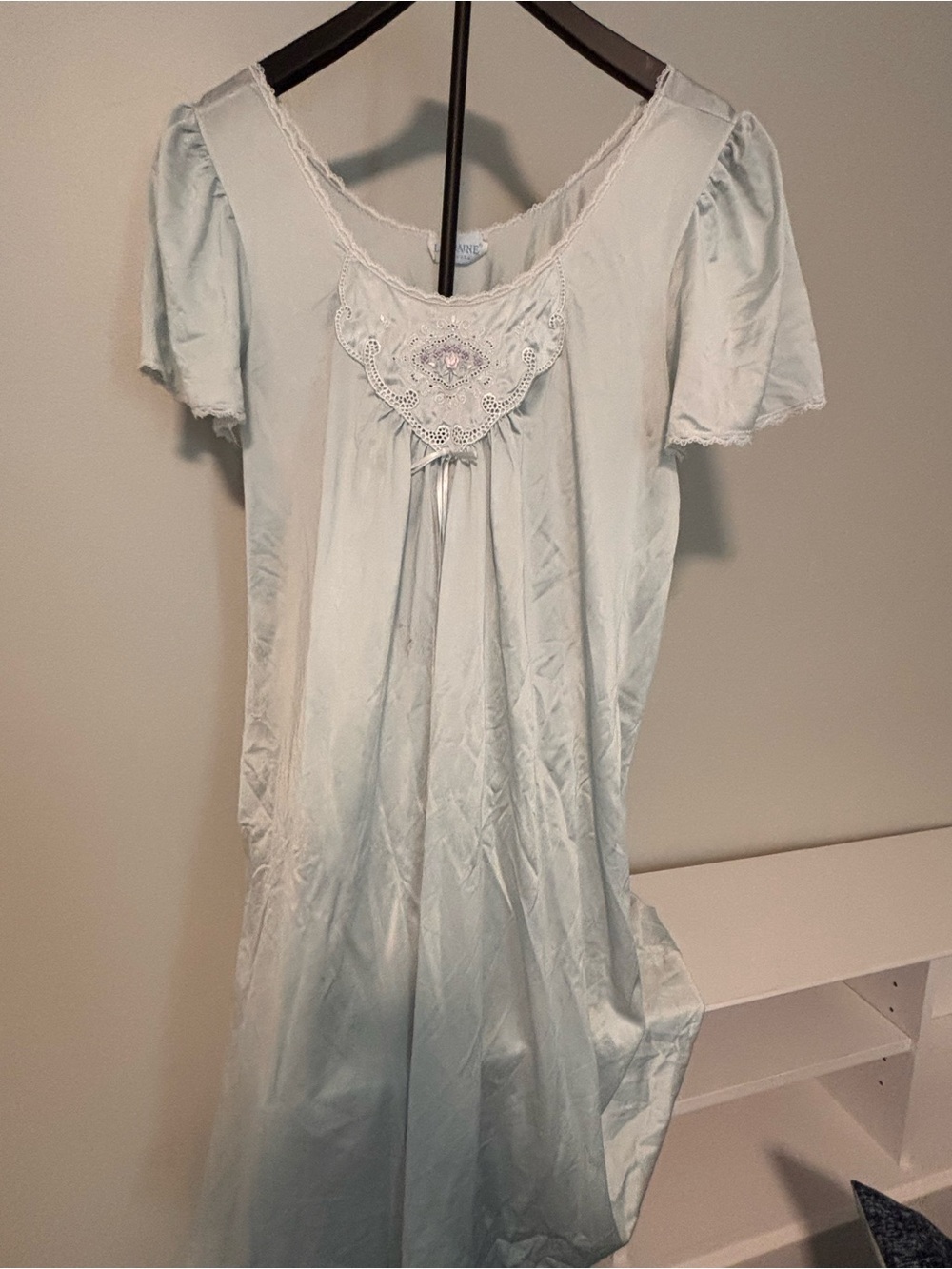 Light Blue Women's Short-Sleeve Nightgown with Lace Detail